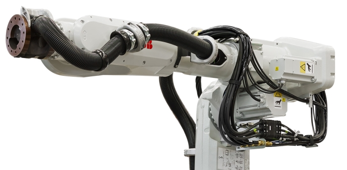 Специальное исполнение Lean ID у робота ABB IRB 6700 увеличит срок службы электрических кабелей